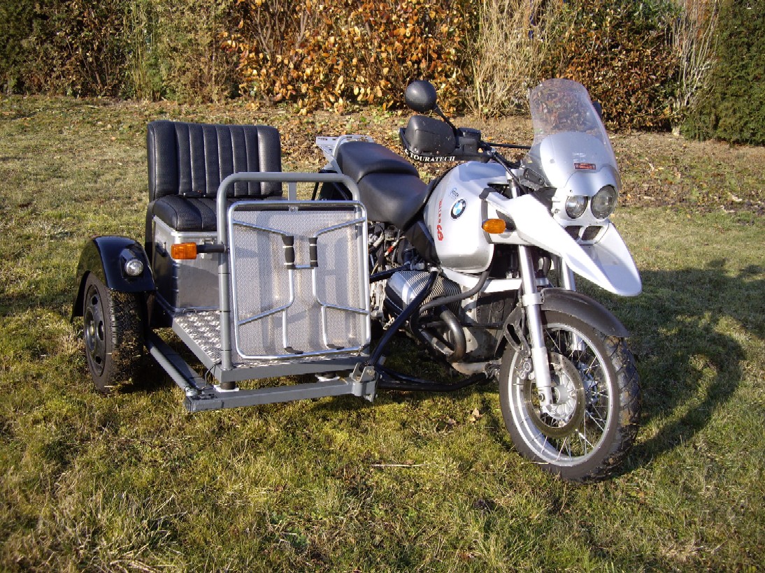 Silberfalke - R1150GS mit Sauer-Falke
